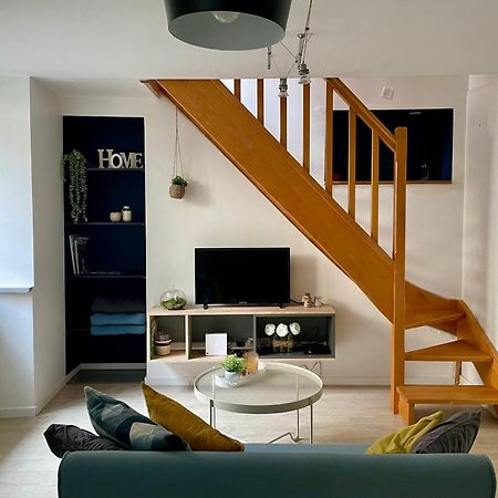 Besancon: Charmant Duplex Au Pied De La Citadelle מראה חיצוני תמונה